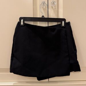 Zara Wrap Front Skort In Black, Size US Small